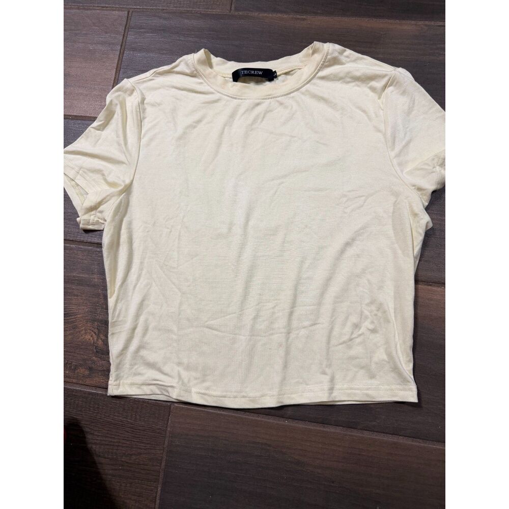 Tecrew Butter Yellow Crop Tshirt